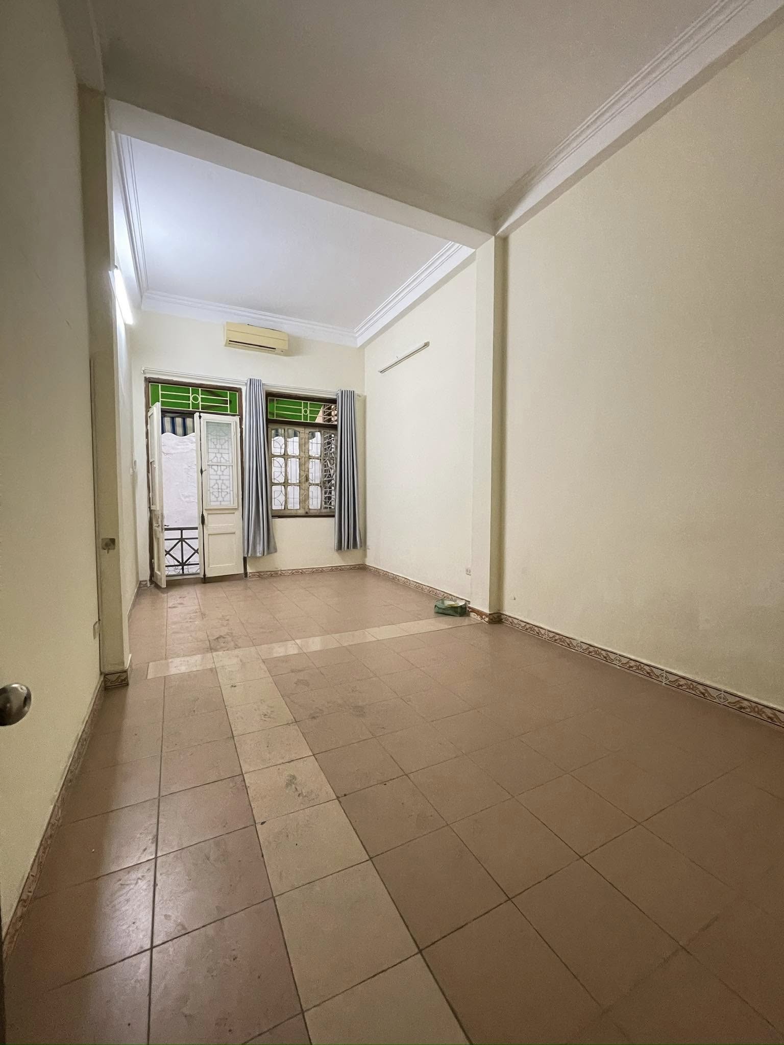 Cho thuê nhà Phố Tam Trinh, Hoàng Mai 60m2, 3 tầng, 2 ngủ, 8.5 Triệu - Ảnh chính